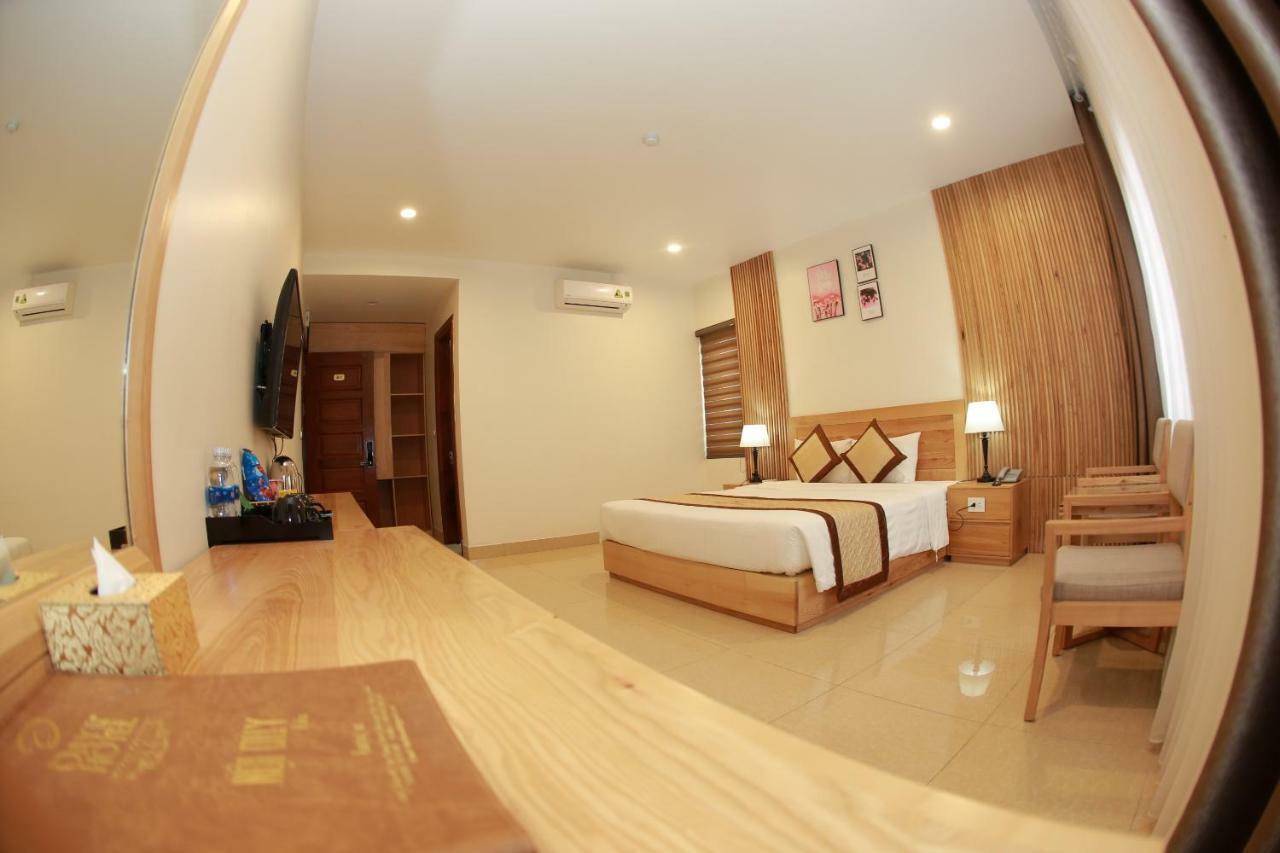 Dayth Hotel Ha Long Exterior photo